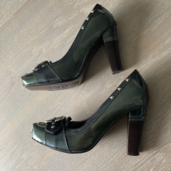 Naughty Monkey Green Buckle Studded pumps, size 8 - Picture 5 of 11